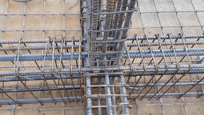 Bố trí cốt thép móng bè - hình minh họa