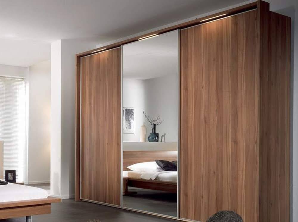 Hướng dẫn cách bố trí tủ quần áo trong phòng ngủ chuẩn phong thuỷ 8 Tránh để gương chiếu thẳng vào giường
