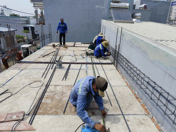 Mẫu nhà phố 2 tầng hiện đại 4x16m tại Biên Hòa NP2T-NX-14 70 Công tác lắp dựng cốt thép sàn (sàn mái).
